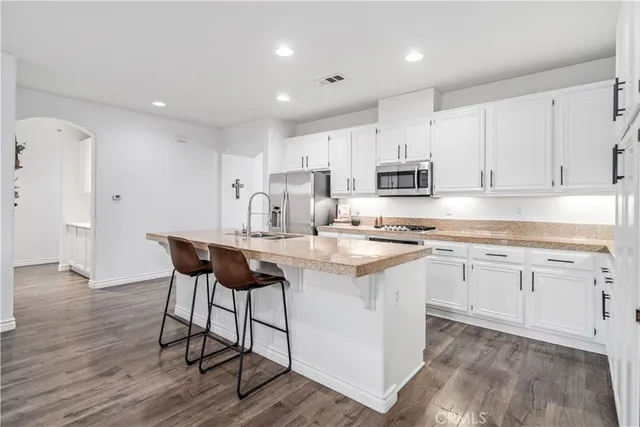 $549,990 | 4048 West Ave J 9, Lancaster, CA 93536