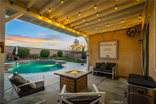 $549,990 | 4048 West Ave J 9, Lancaster, CA 93536