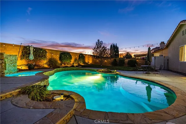 $549,990 | 4048 West Ave J 9, Lancaster, CA 93536