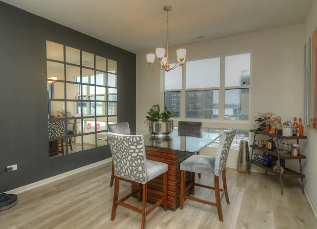 $549,000 | 2202 Venture Drive, Schaumburg, IL 60173