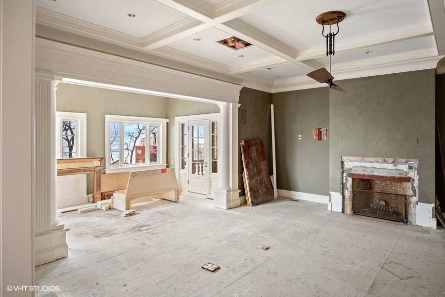 889 Sheridan Road Winnetka, IL 60093 - Photo 9 of 37 a view of a livingroom with furniture and a fireplace