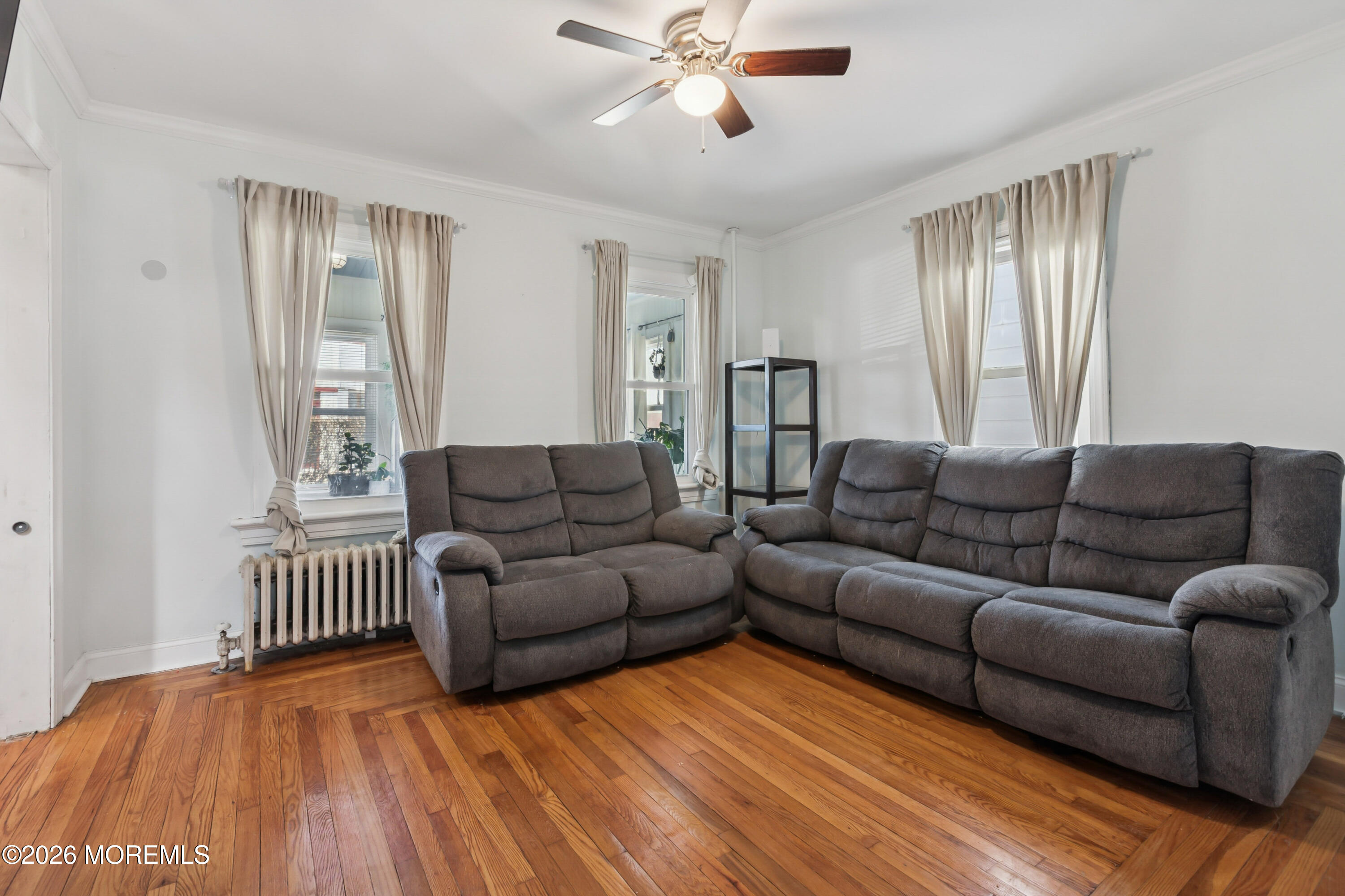 75 Broad Street Keyport, NJ 07735 - Photo 3 of 19 IMG_6637