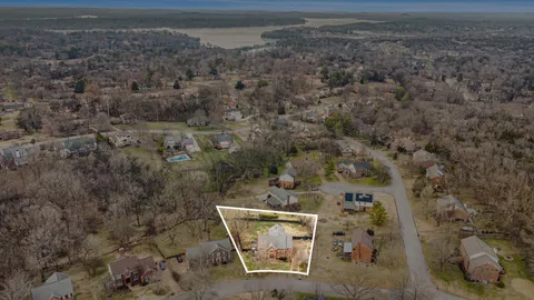 a view of a dry yard