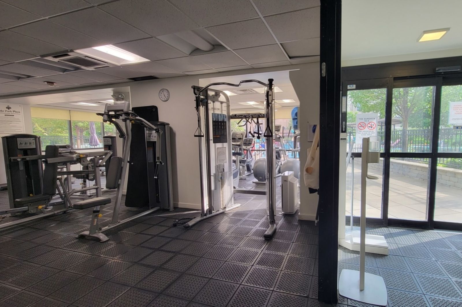 3930 North Pine Grove Avenue, Unit 2313 Chicago, IL 60613 - Photo 19 of 26