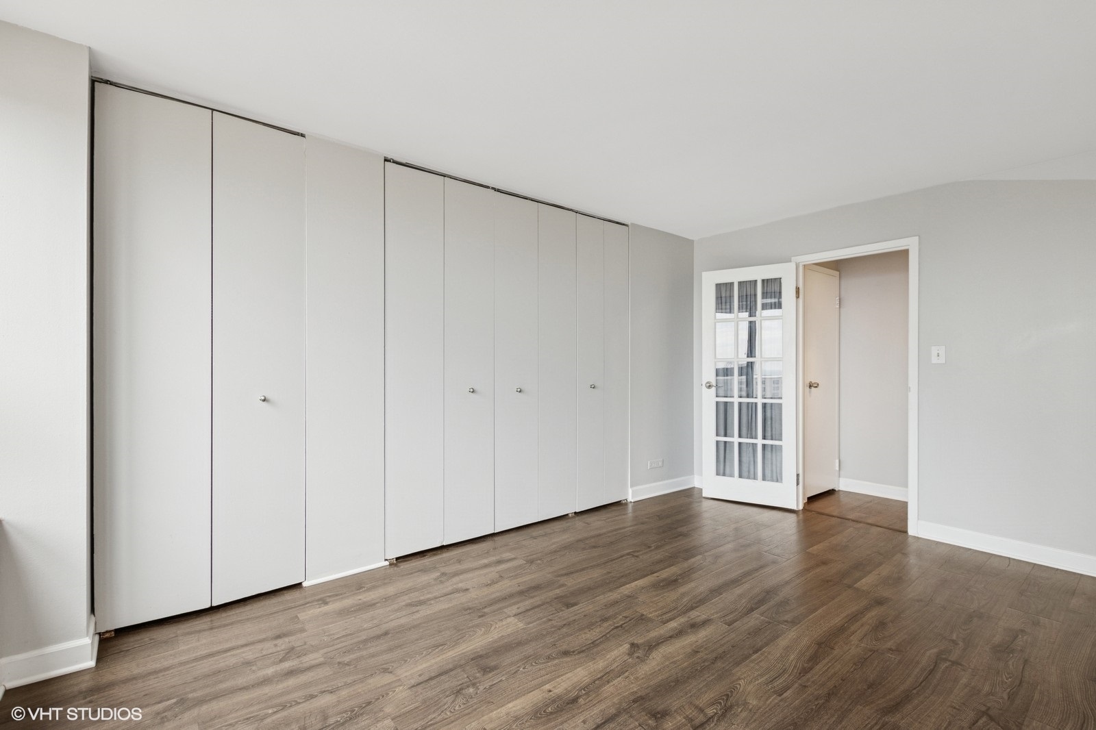 3930 North Pine Grove Avenue, Unit 2313 Chicago, IL 60613 - Photo 9 of 26