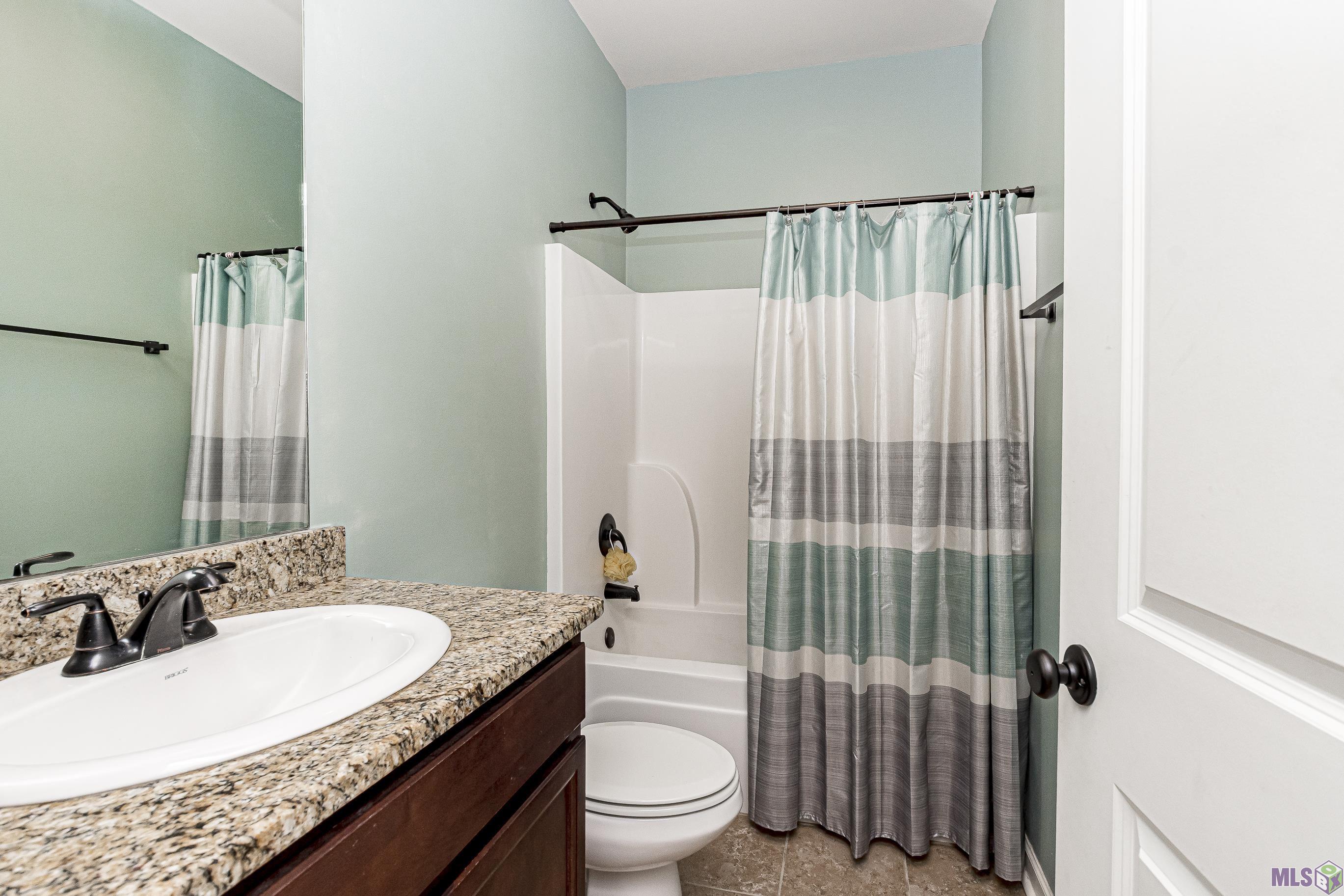 8751 Hackberry Ridge Avenue Zachary, LA 70791 - Photo 17 of 19