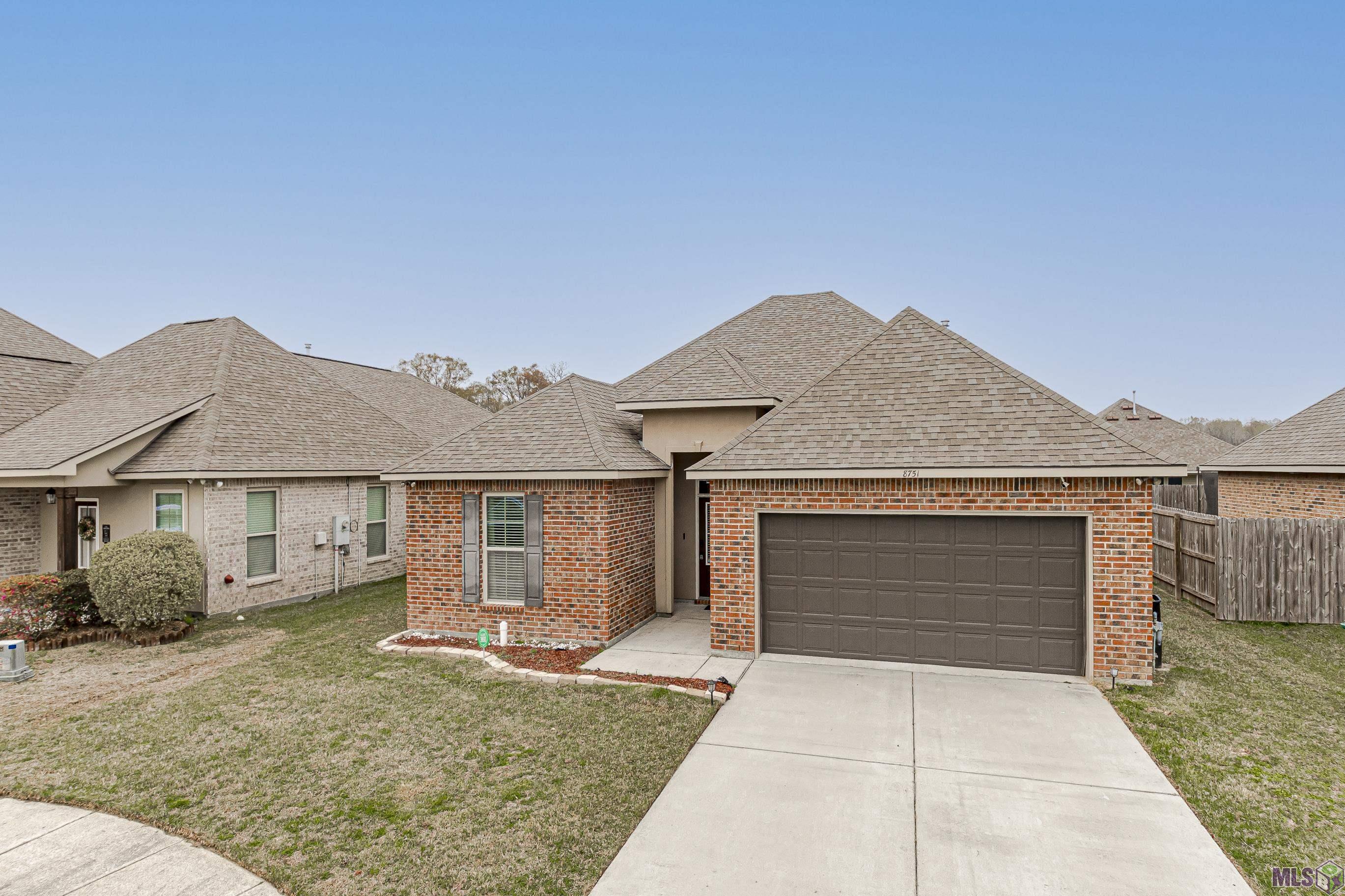 8751 Hackberry Ridge Avenue Zachary, LA 70791 - Photo 2 of 19