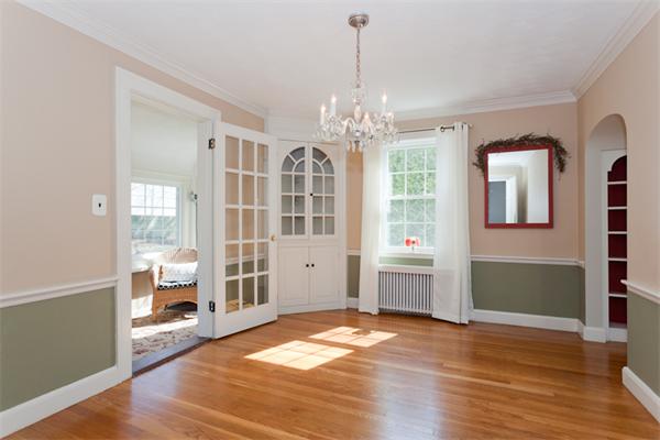 9 Ronaele Road Medford, MA 02155 - Photo 4 of 27 Gallery Image 4