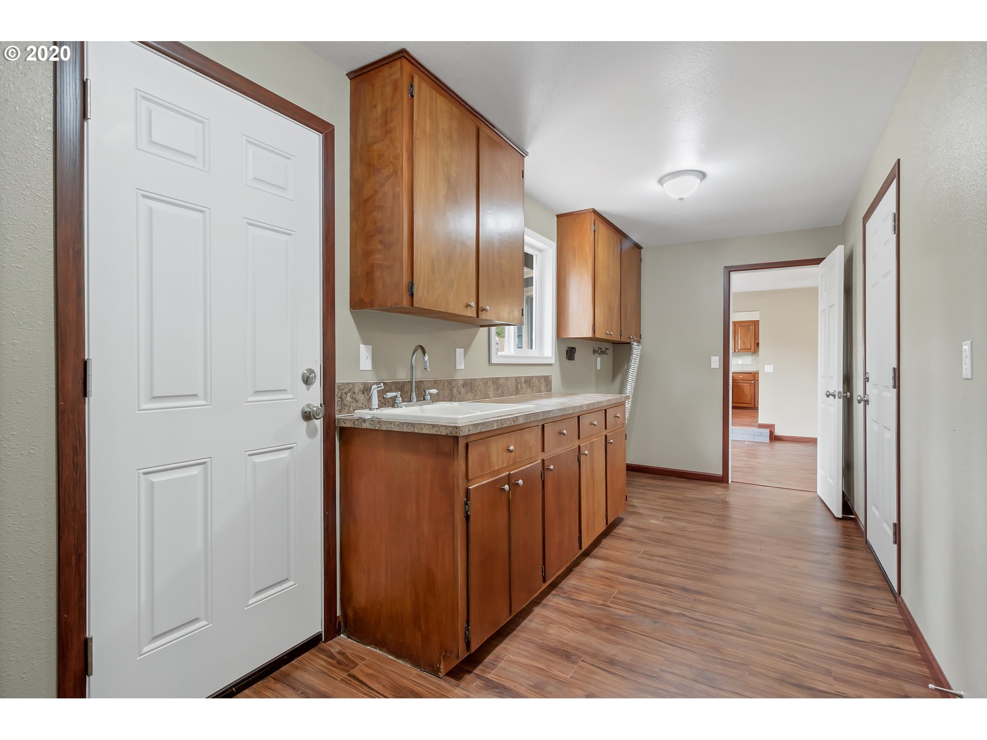 17665 Oakdale Road Dallas, OR 97338 - Photo 12 of 32