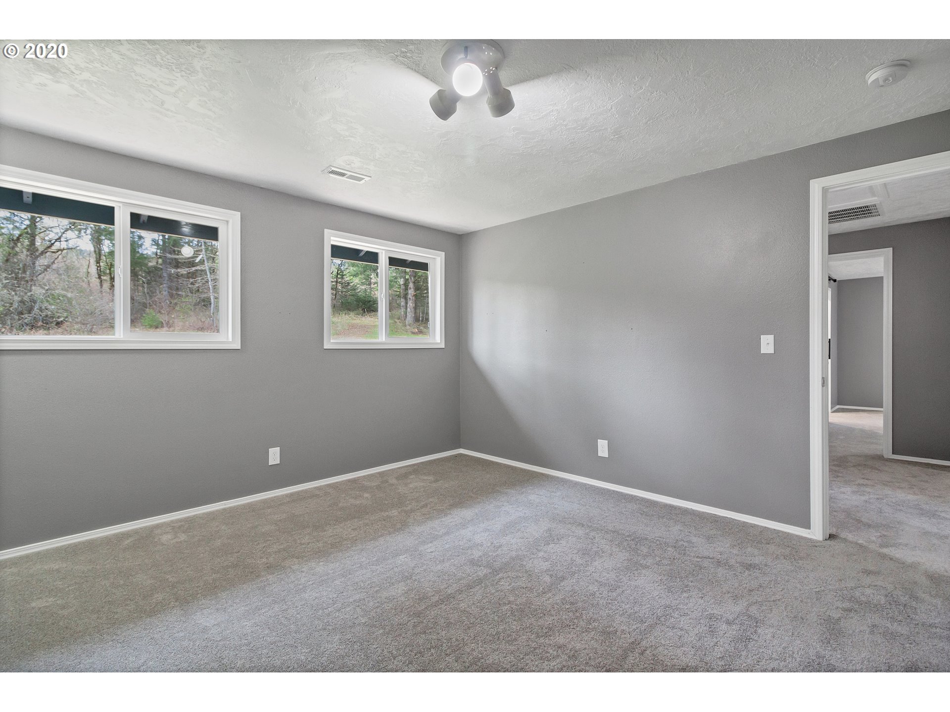 17665 Oakdale Road Dallas, OR 97338 - Photo 21 of 32