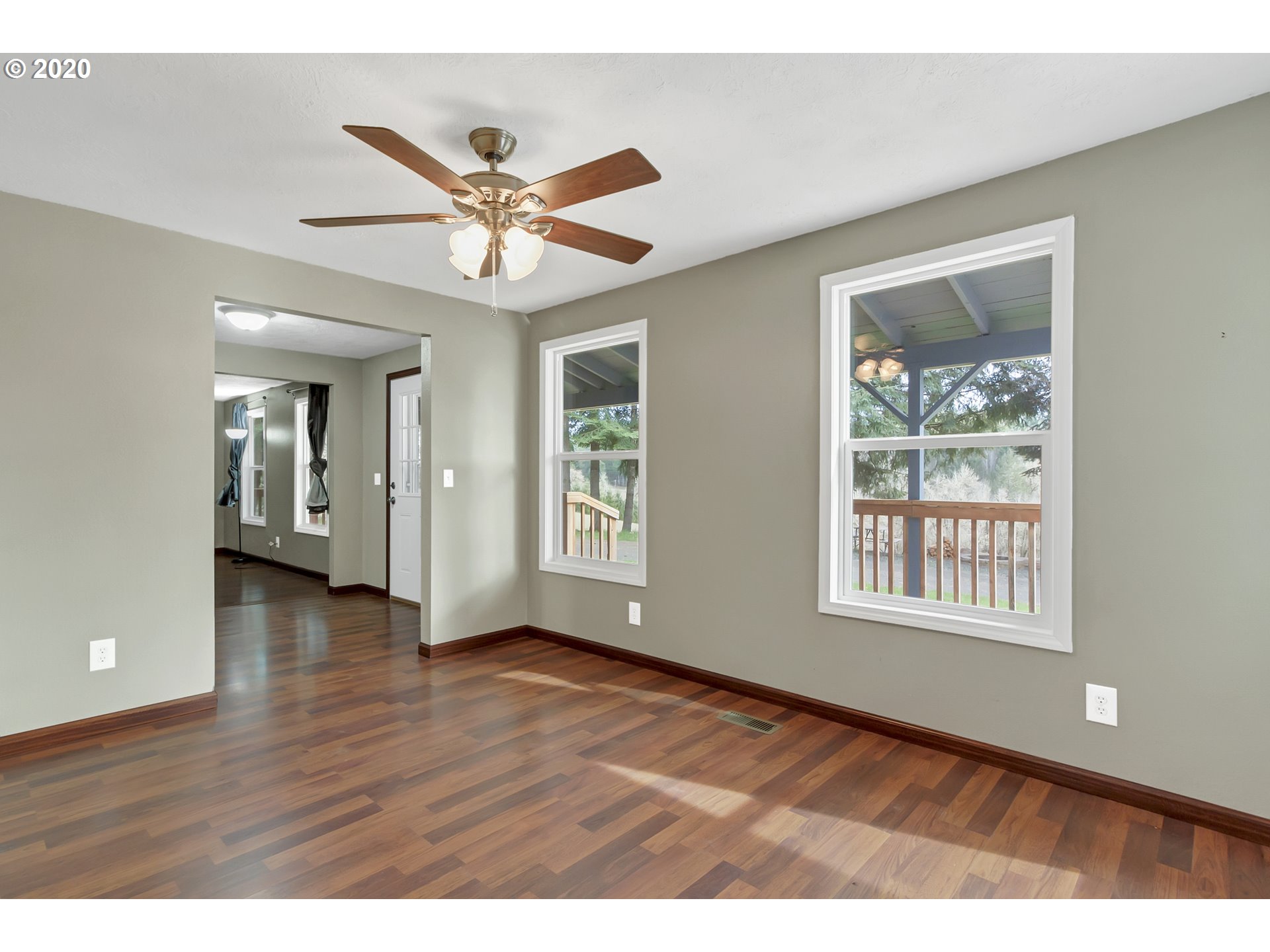 17665 Oakdale Road Dallas, OR 97338 - Photo 8 of 32