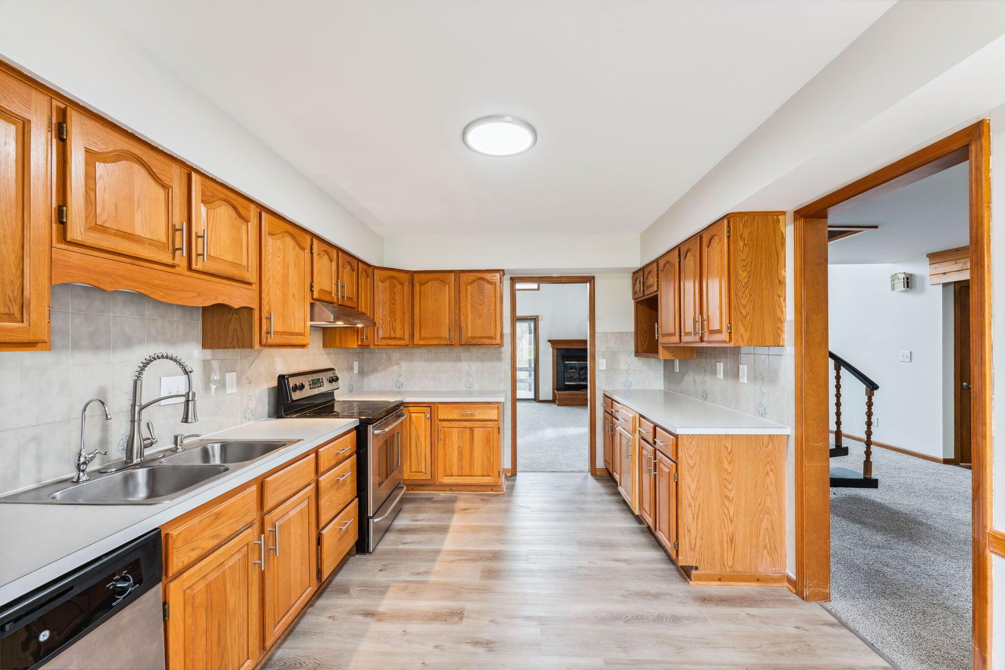 2925 Alkire Road Grove City, OH 43123 - Photo 23 of 91 37-web-or-mls-2925-alkire-rd
