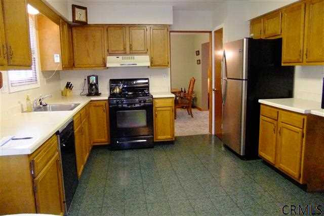 52 Jefferson Road Bethlehem, NY 12077 - Photo 17 of 18 Photo 17