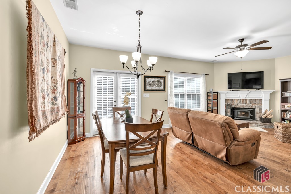 1102 Blackstone Way Atlanta, GA 30339 - Photo 8 of 43 Dining Room