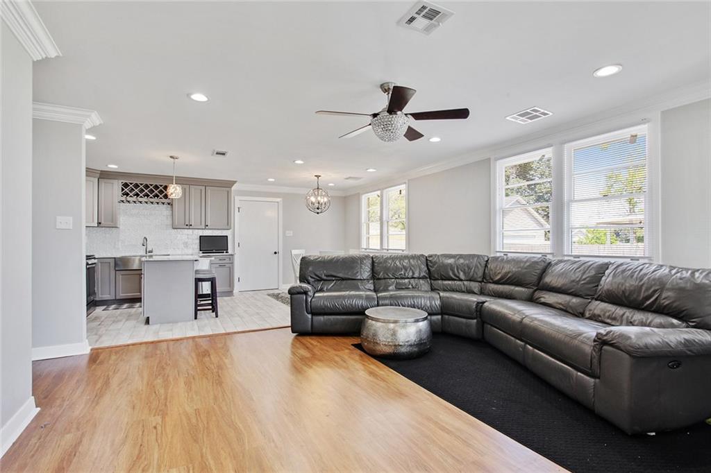 122 Celeste Avenue River Ridge, LA 70123 - Photo 2 of 15 Gallery Image 2
