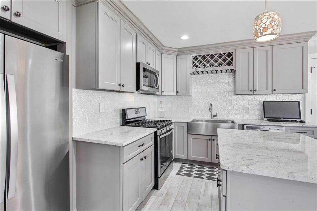 122 Celeste Avenue River Ridge, LA 70123 - Photo 8 of 15 Gallery Image 8