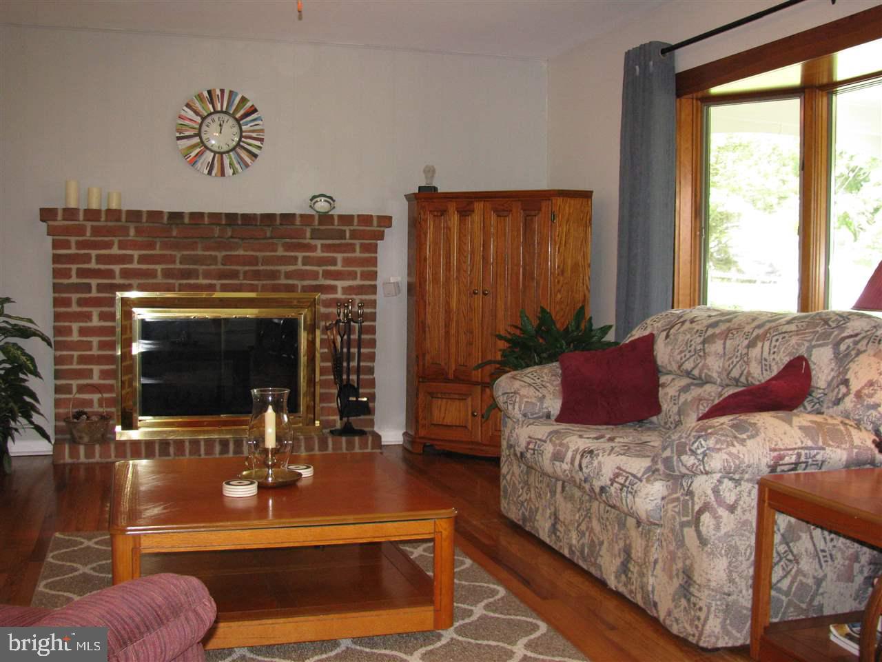 526 Ellencroft Road Lewisberry, PA 17339 - Photo 6 of 25 Gallery Image 6