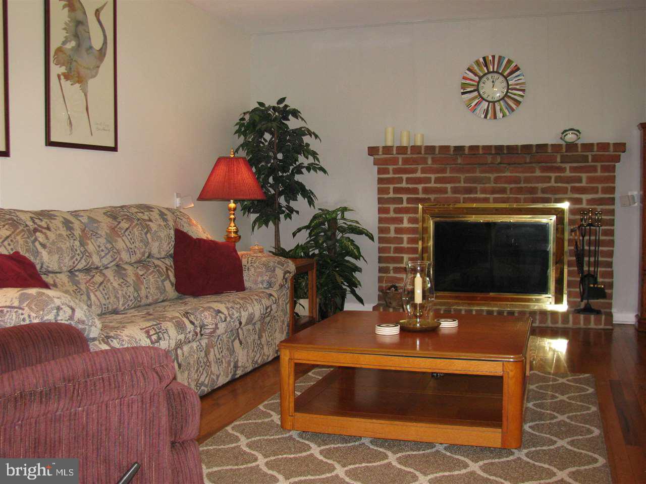 526 Ellencroft Road Lewisberry, PA 17339 - Photo 7 of 25 Gallery Image 7