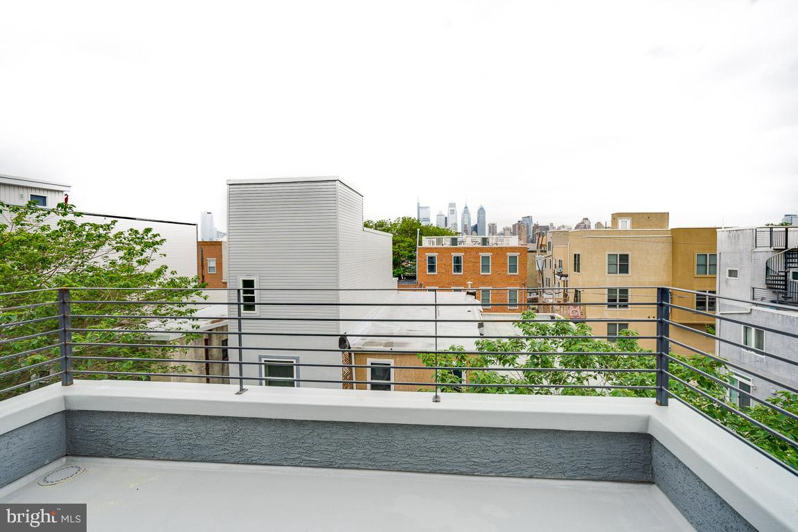 1705 Wharton Street Philadelphia, PA 19146 - Photo 33 of 37 Roof Deck 3