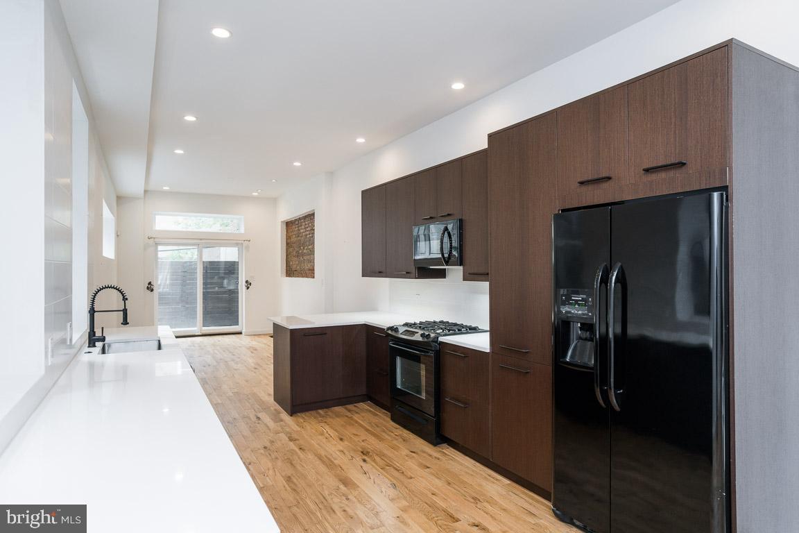 1705 Wharton Street Philadelphia, PA 19146 - Photo 6 of 37 Kitchen 4