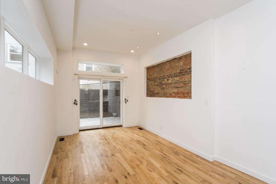 1705 Wharton Street Philadelphia, PA 19146 - Photo 10 of 37 Dining Room Area with Patio Entrance