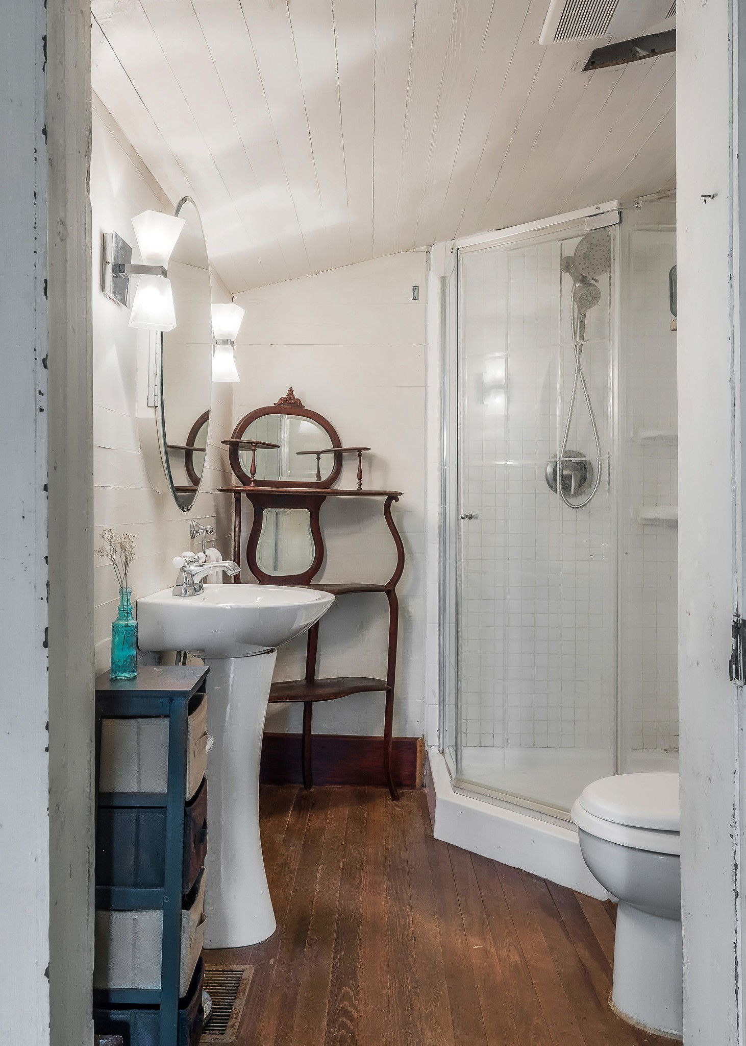 134 Opossum Hollow Road Watertown, TN 37184 - Photo 22 of 41 a bathroom with a sink a toilet and shower