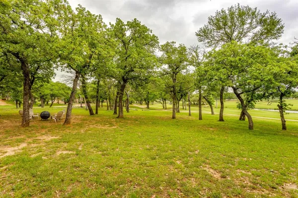 $520,000 | 143 Sugartree Circle, Lipan, TX 76462