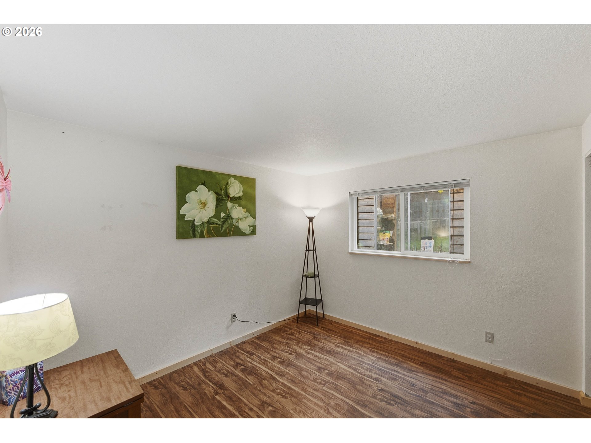 192 North Wood Ridge Road Coquille, OR 97423 - Photo 21 of 42 a view of an empty room and window