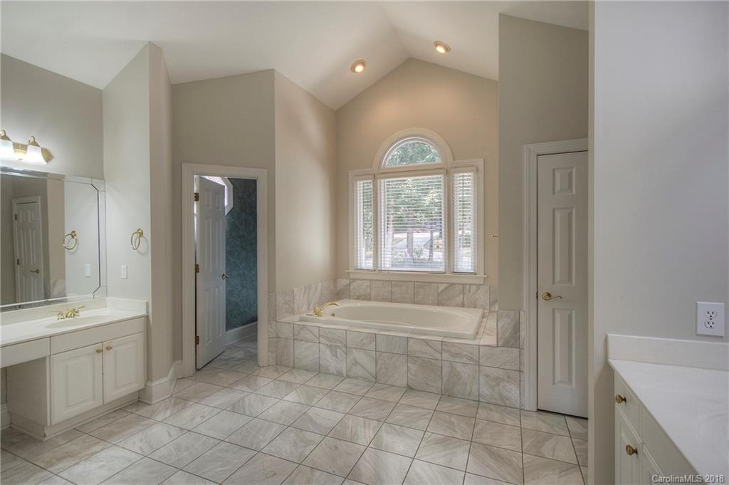 18225 Kalabash Road Charlotte, NC 28278 - Photo 16 of 34 Gallery Image 16