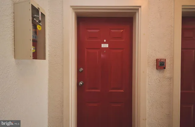 $185,000 | 1380 Bryant Street Northeast, Unit 202, Washington, DC 20018