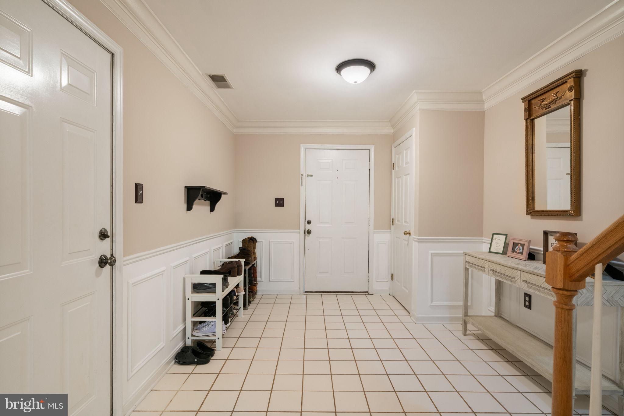 6815 General Lafayette Way Gainesville, VA 20155 - Photo 16 of 39