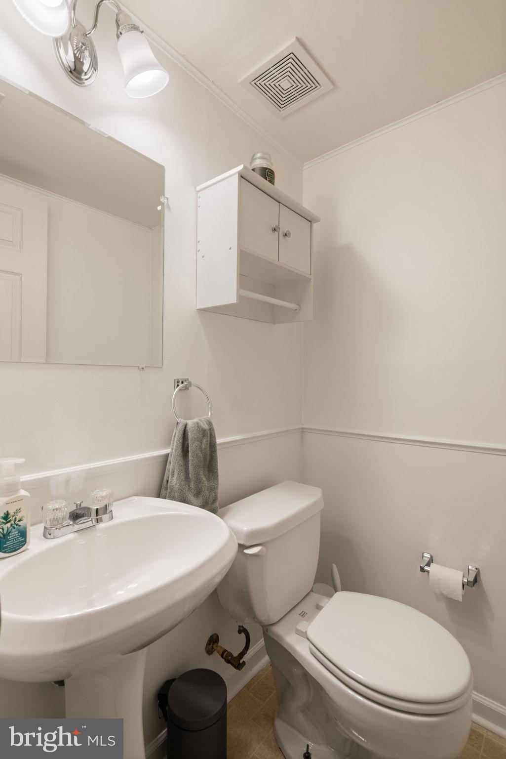 6815 General Lafayette Way Gainesville, VA 20155 - Photo 17 of 39