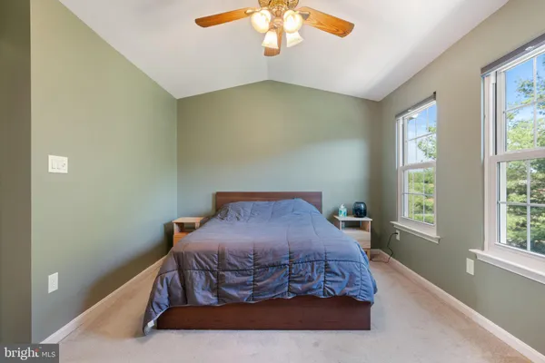 $565,000 | 6815 General Lafayette Way, Gainesville, VA 20155
