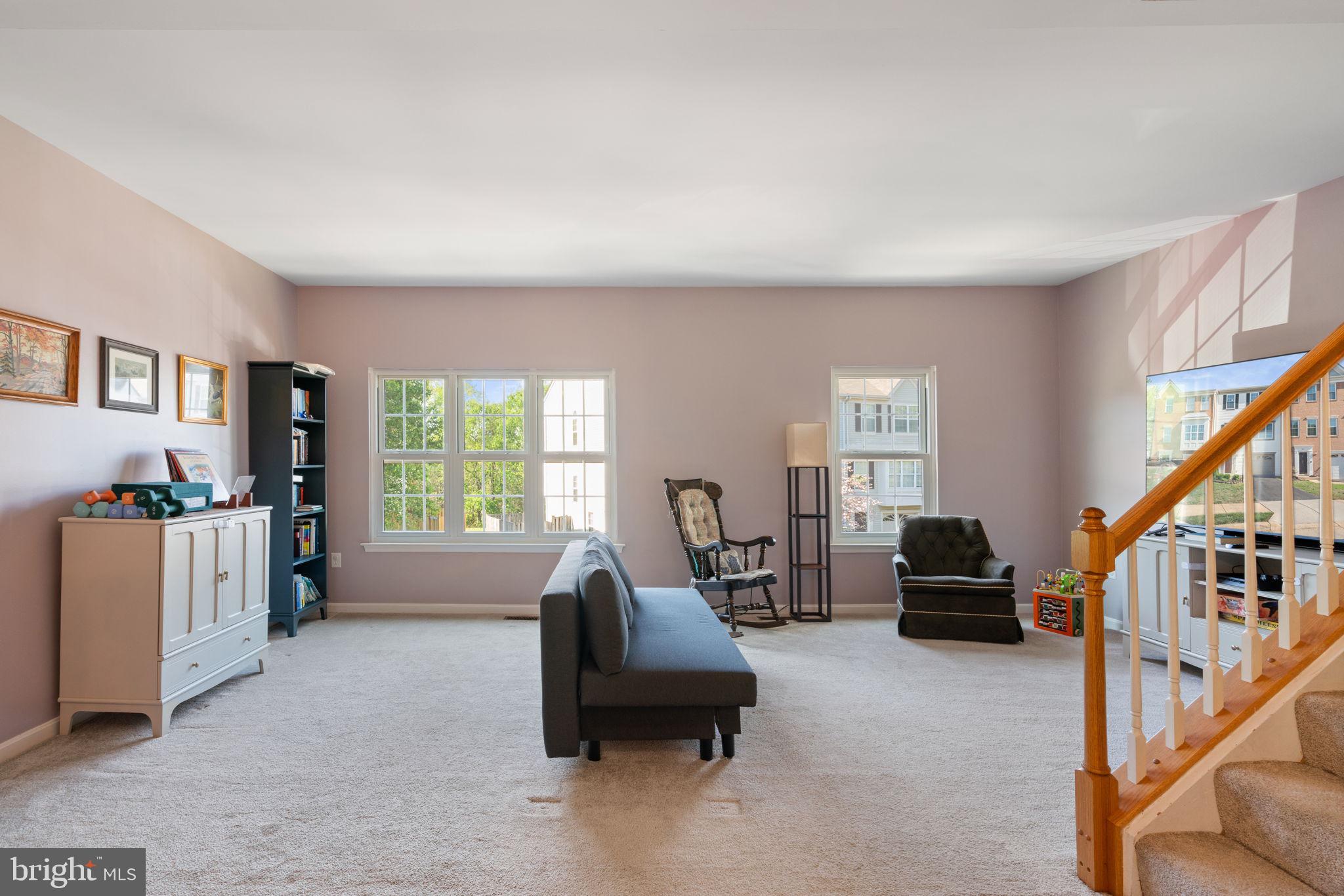6815 General Lafayette Way Gainesville, VA 20155 - Photo 6 of 39