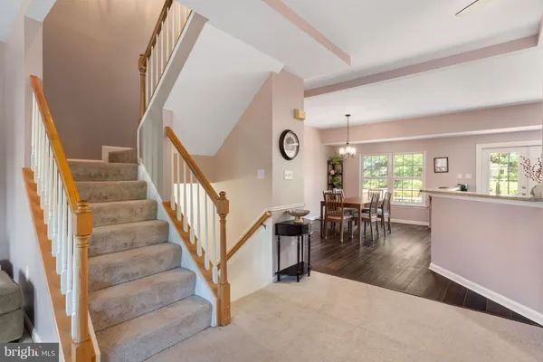 $565,000 | 6815 General Lafayette Way, Gainesville, VA 20155