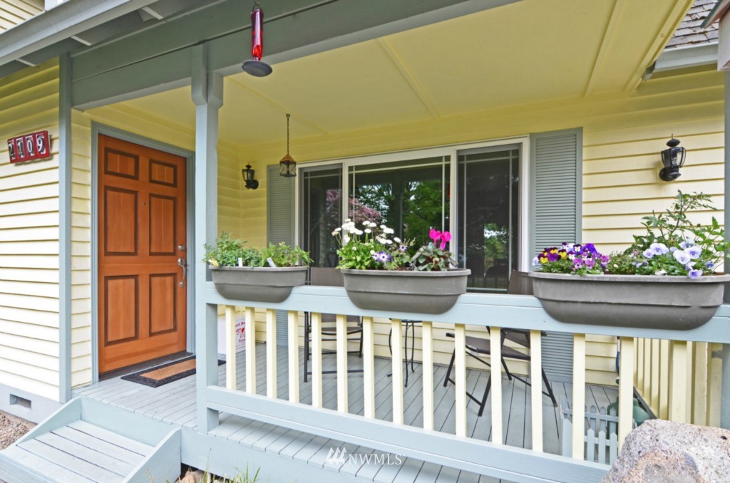 2109 233rd Street Southeast Bothell, WA 98021 - Photo 2 of 19
