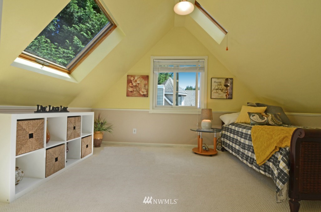 2109 233rd Street Southeast Bothell, WA 98021 - Photo 9 of 19