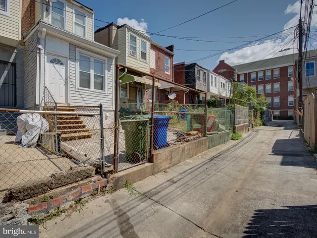 $1,650 | 2621 East Oliver Street, Baltimore, MD 21213