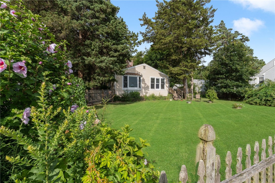 18 Virginia Road Barrington, RI 02806 - Photo 22 of 27