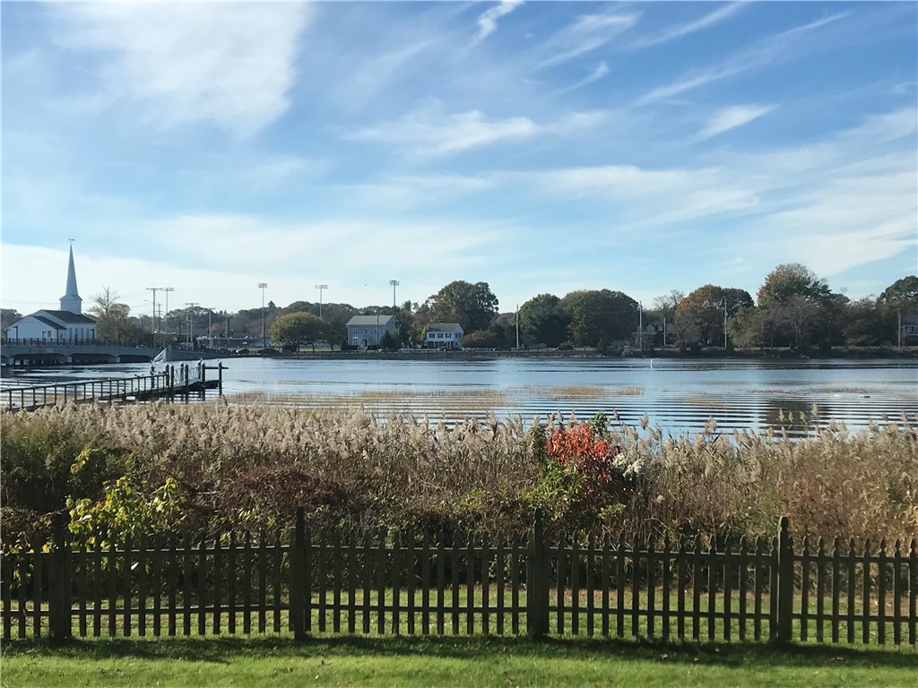 18 Virginia Road Barrington, RI 02806 - Photo 23 of 27