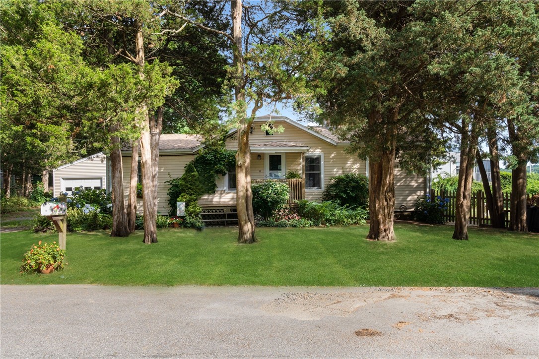 18 Virginia Road Barrington, RI 02806 - Photo 5 of 27