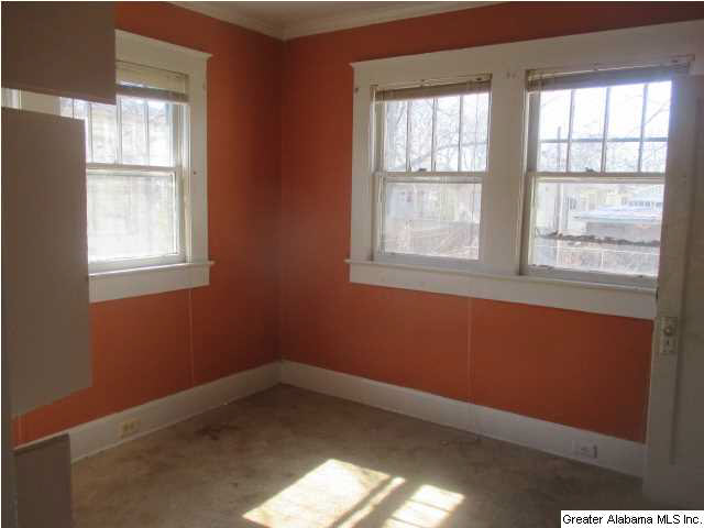 808 Valley Road Fairfield, AL 35064 - Photo 8 of 13