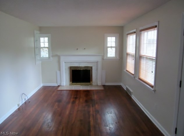 153 North Thomas Road Tallmadge, OH 44278 - Photo 7 of 21 Living Room