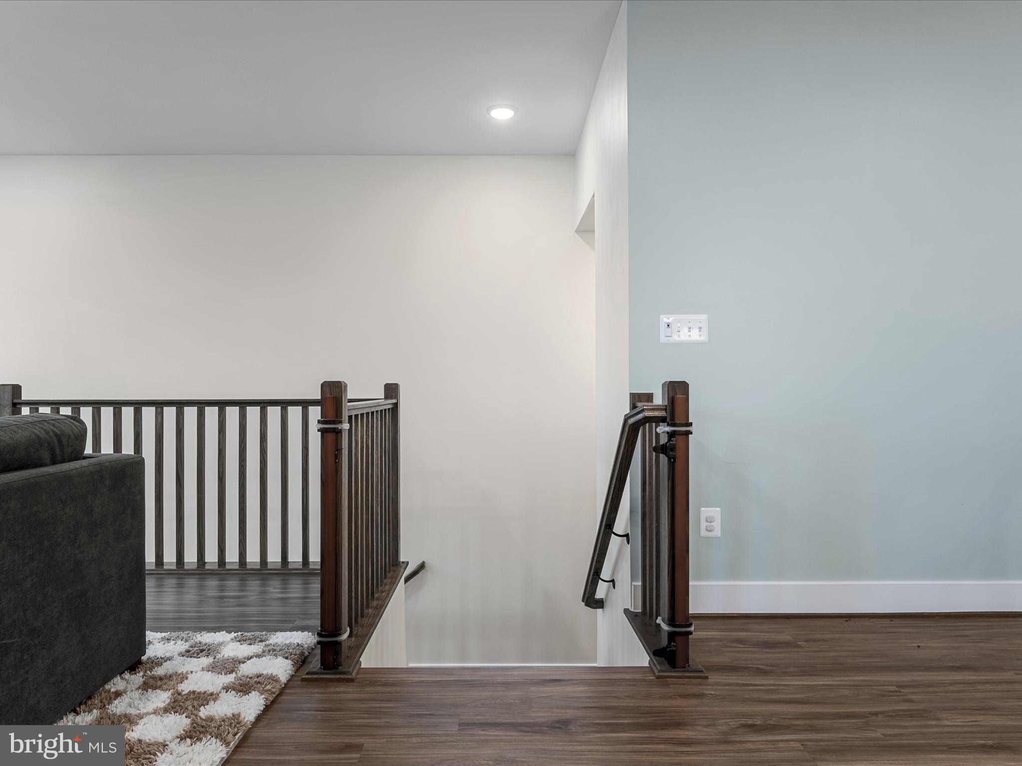 22976 Copper Tree Terrace Ashburn, VA 20148 - Photo 11 of 60 Landing