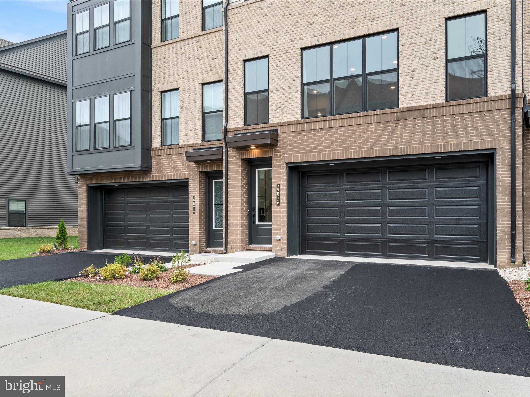 22976 Copper Tree Terrace Ashburn, VA 20148 - Photo 4 of 60 Front Exterior