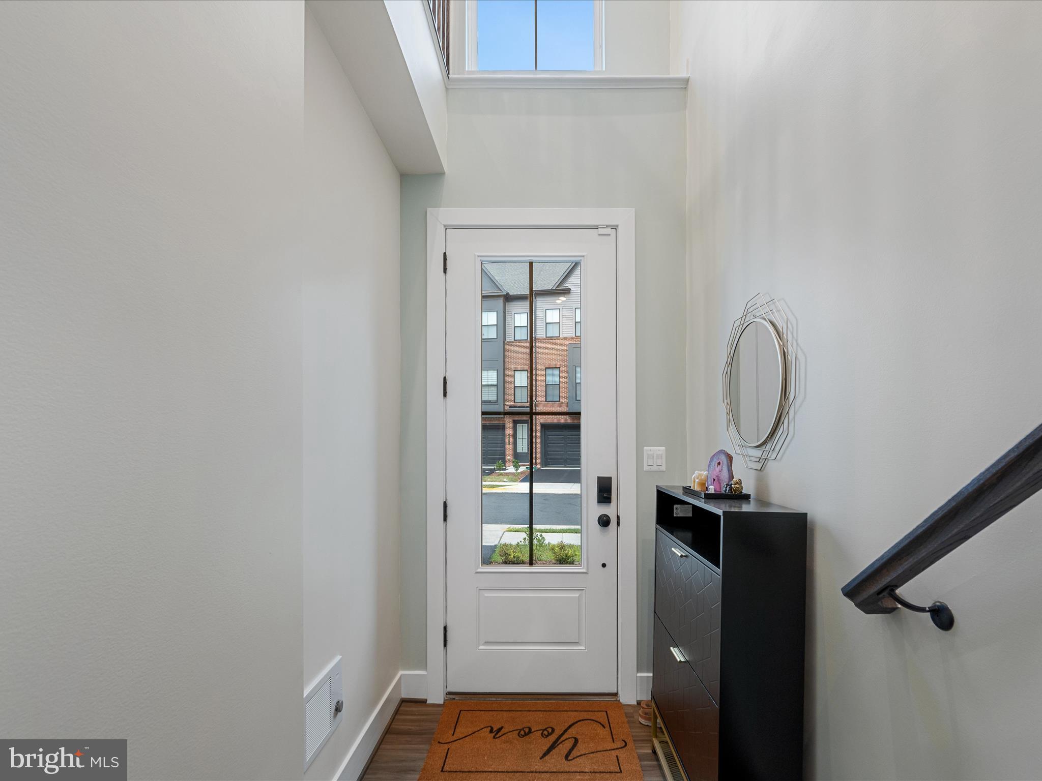 22976 Copper Tree Terrace Ashburn, VA 20148 - Photo 7 of 60 Entry