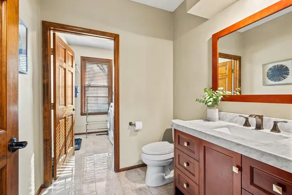 $495,000 | 11505 Grant Drive, Overland Park, KS 66210