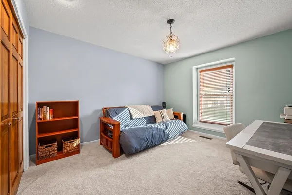 $495,000 | 11505 Grant Drive, Overland Park, KS 66210