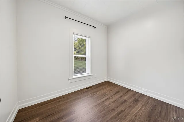 $290,000 | 250 Jamesville Avenue, Syracuse, NY 13210