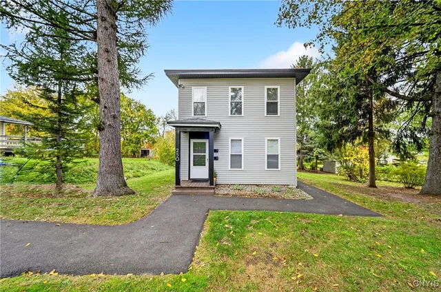$290,000 | 250 Jamesville Avenue, Syracuse, NY 13210